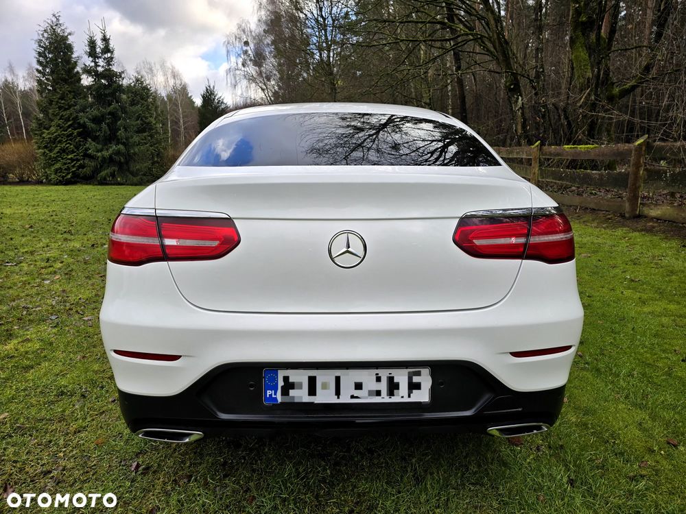 Mercedes-Benz GLC - 21