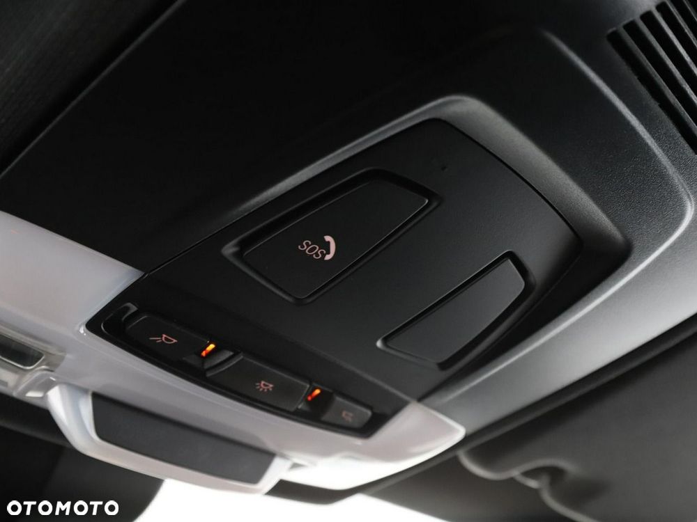 BMW X1 sDrive18d M Sport - 35