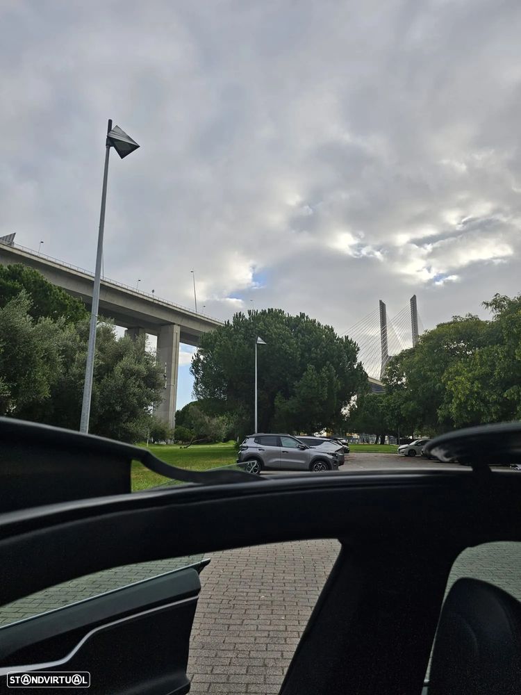 Tesla Model S - 23