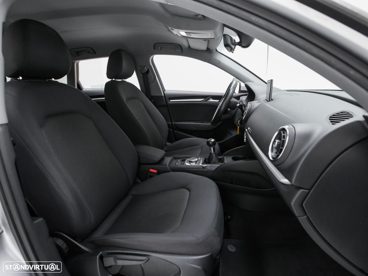 Audi A3 Sportback 2.0 TDI - 12