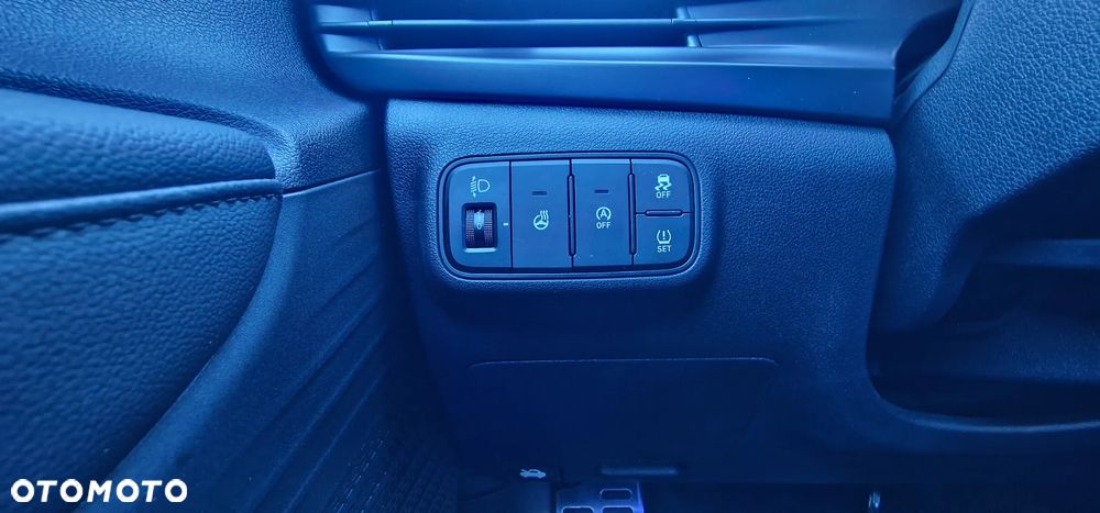 Hyundai Bayon 1.0 T-GDI DCT Trend - 16