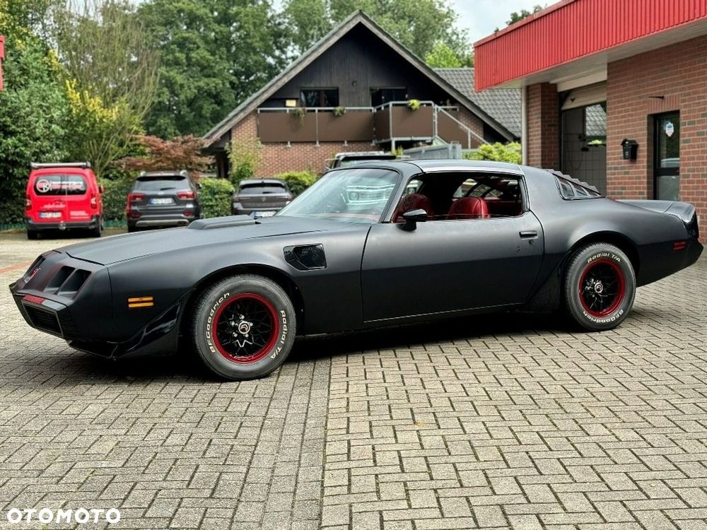 Pontiac Trans Am - 4