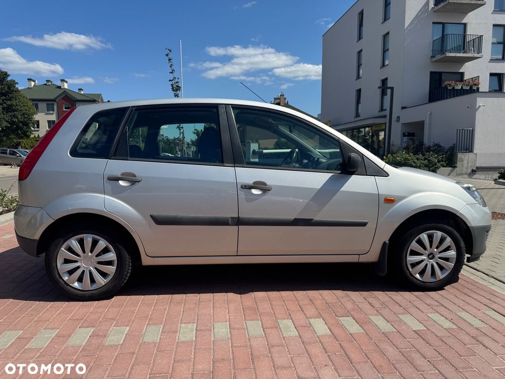 Ford Fiesta 1.3 - 7