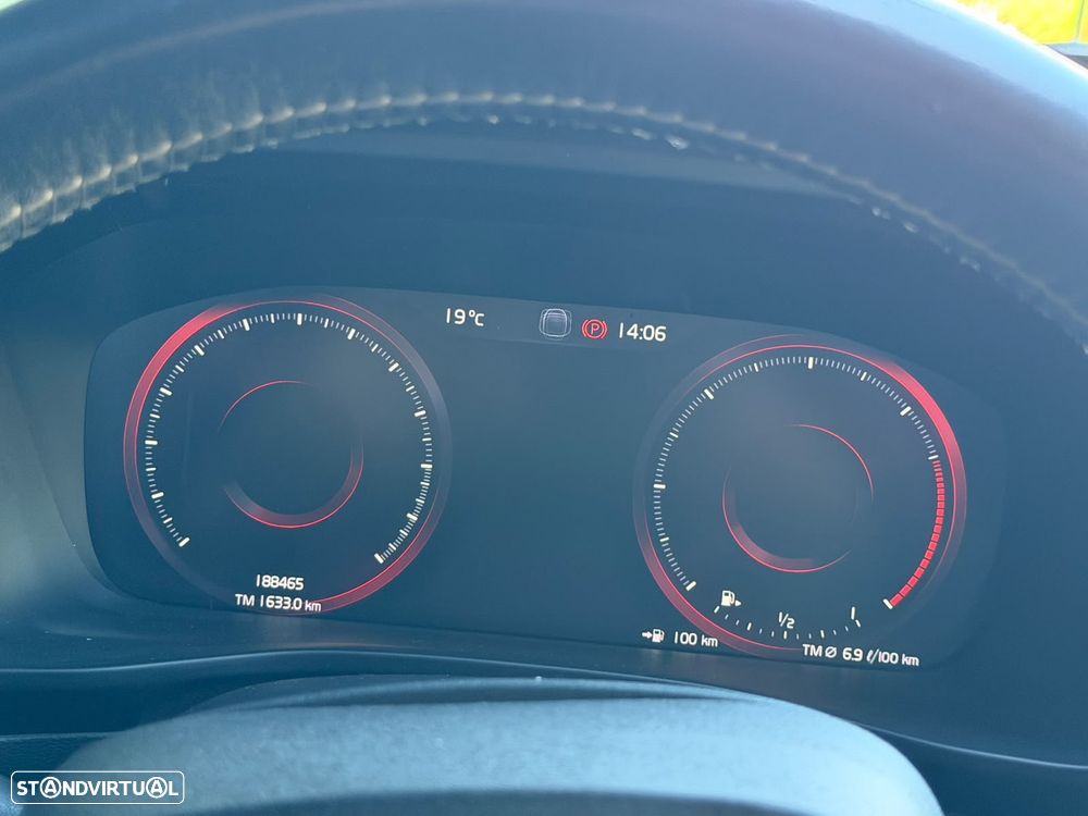 Volvo XC 40 - 12