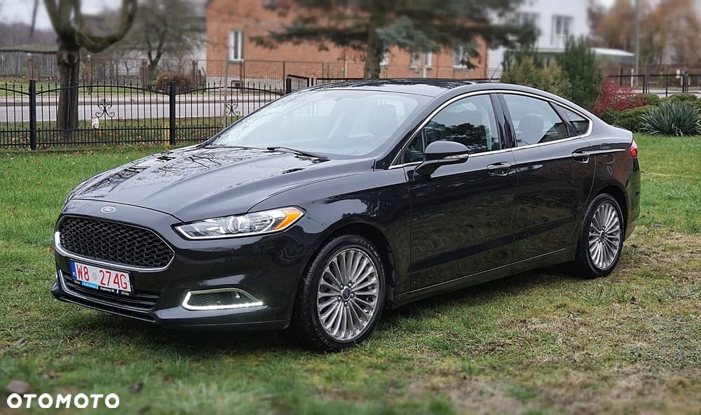 Ford Fusion 2.0 EcoBoost Titanium - 11