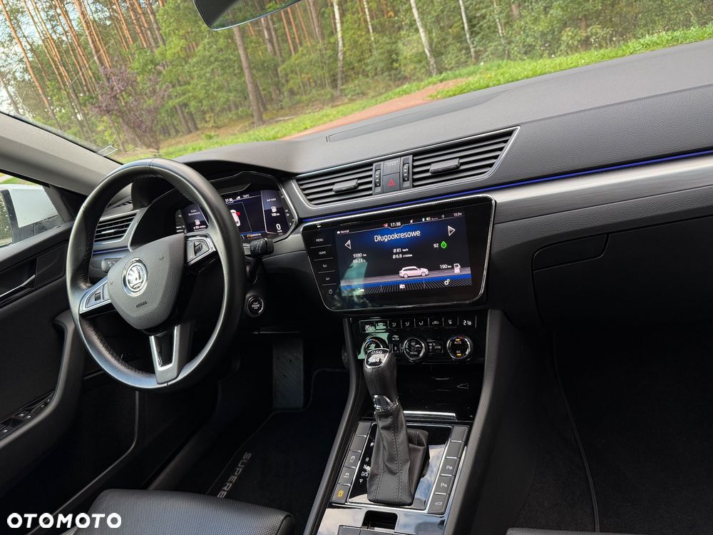 Skoda Superb 2.0 TDI 4x4 DSG Premium Edition - 22
