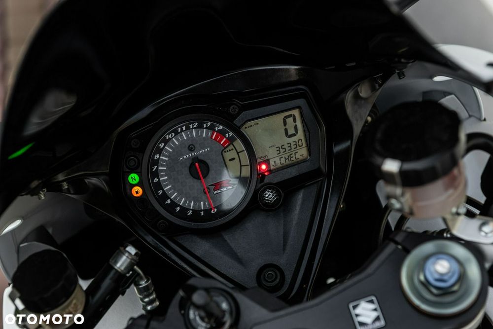 Suzuki GSX-R - 7
