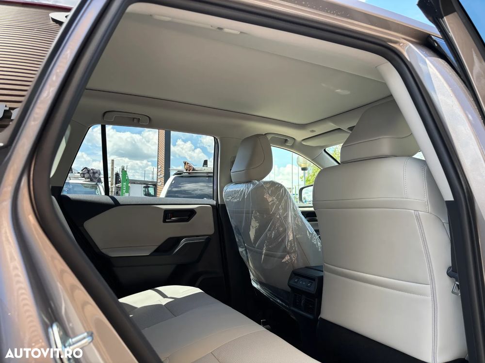 Toyota RAV4 - 13