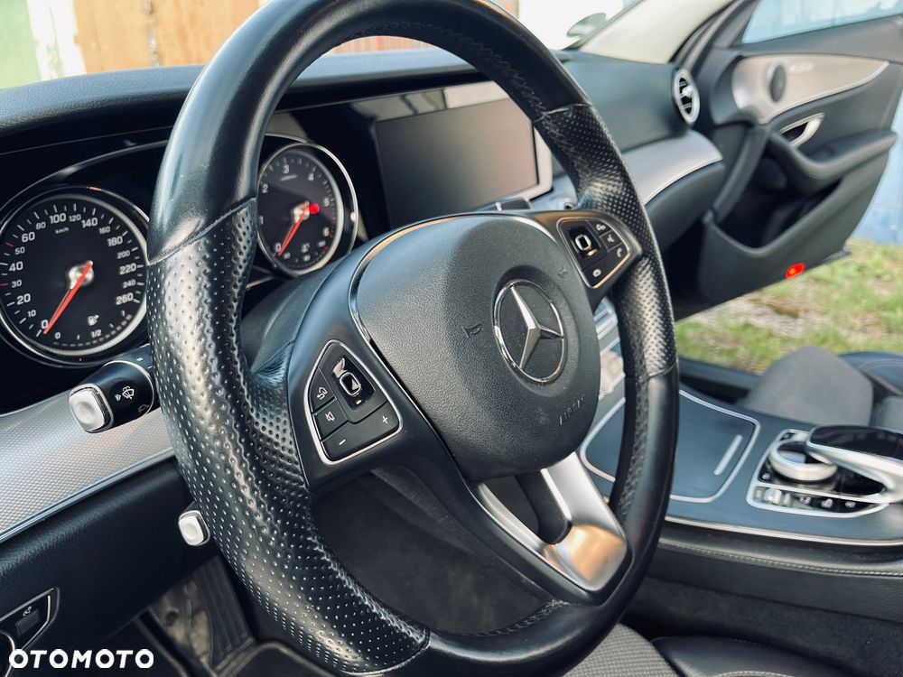 Mercedes-Benz Klasa E 220 d Business Edition 9G-TRONIC - 9