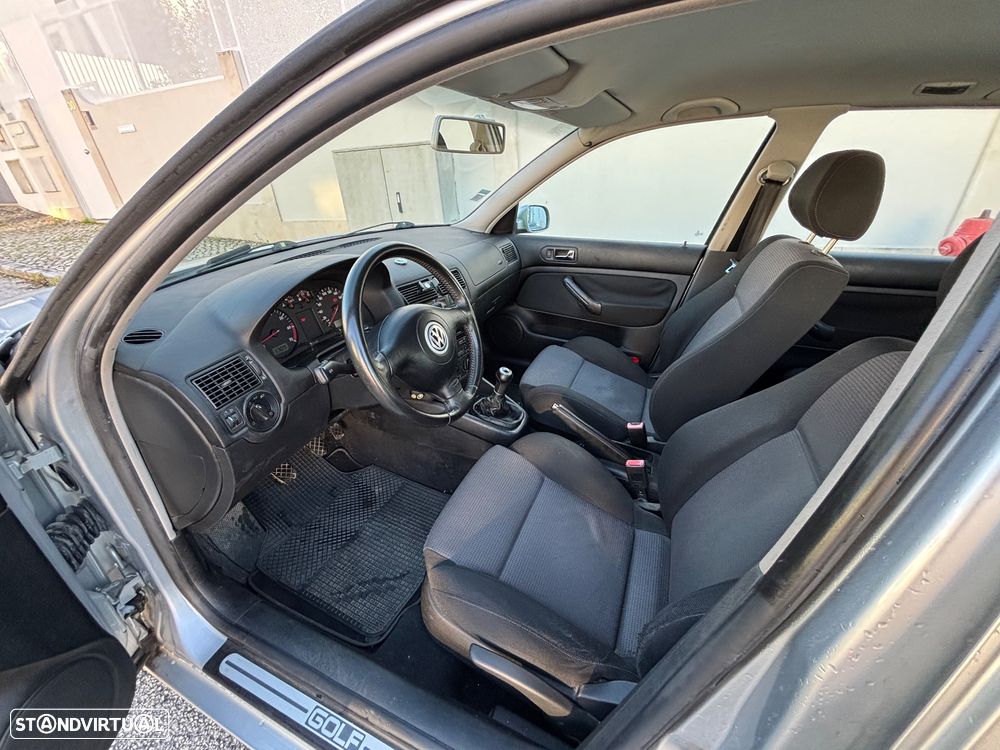 VW Golf 1.4i 25 Anos - 9