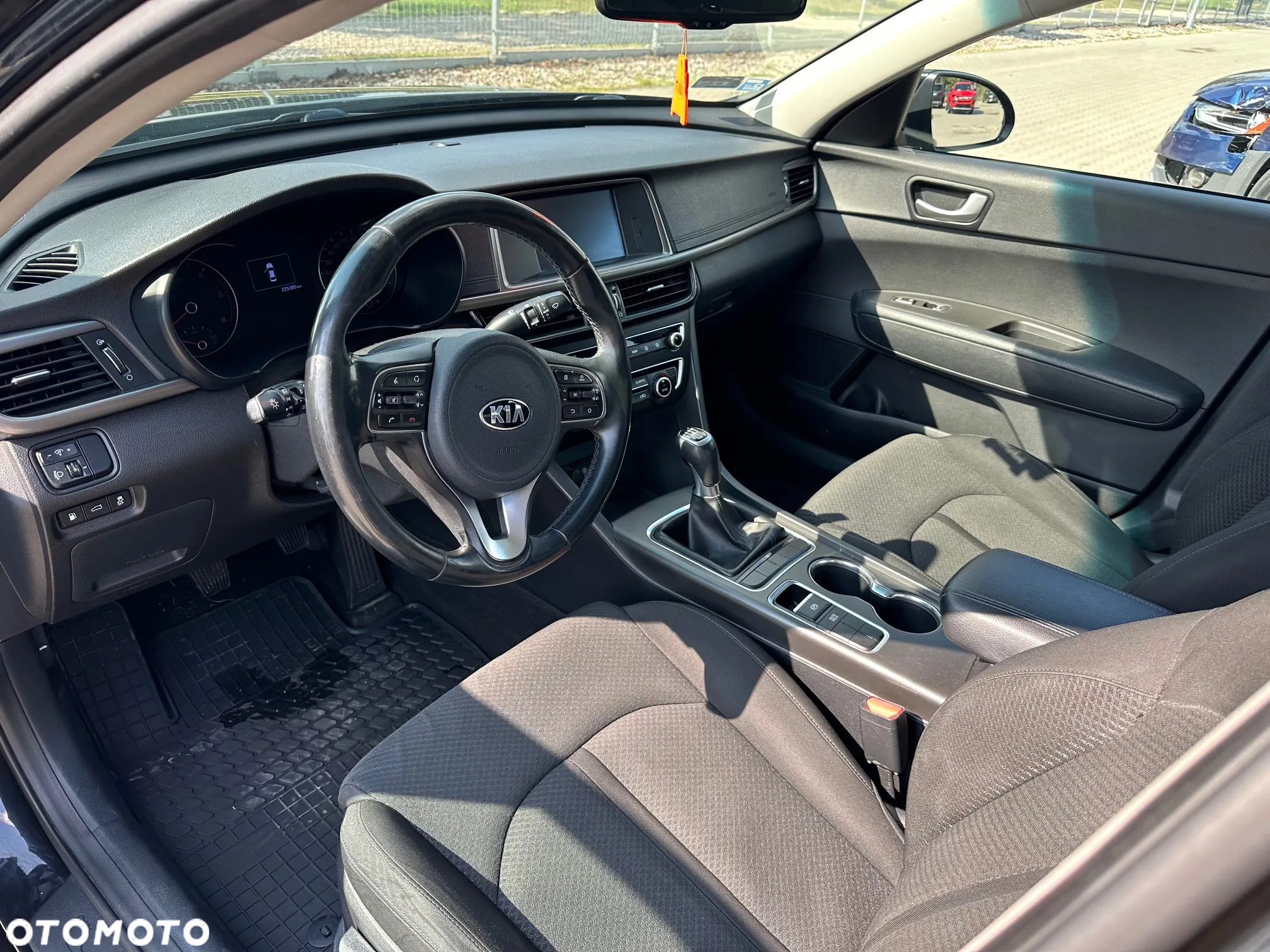Kia Optima 1.7 CRDI L - 8