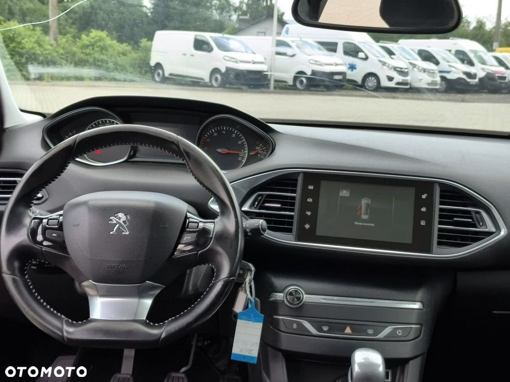 Peugeot 308 - 12