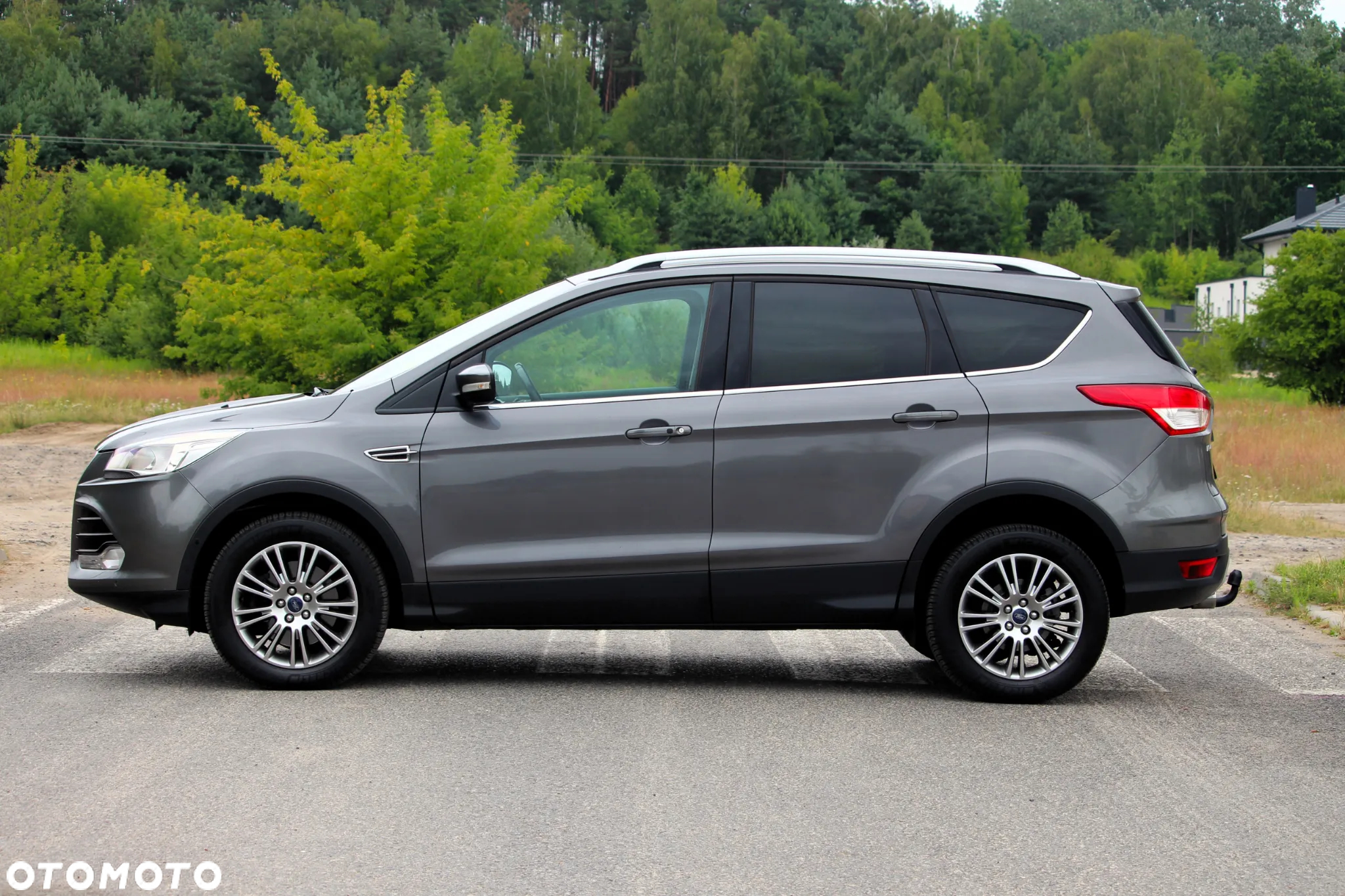 Ford Kuga 2.0 TDCi 2x4 Titanium - 6