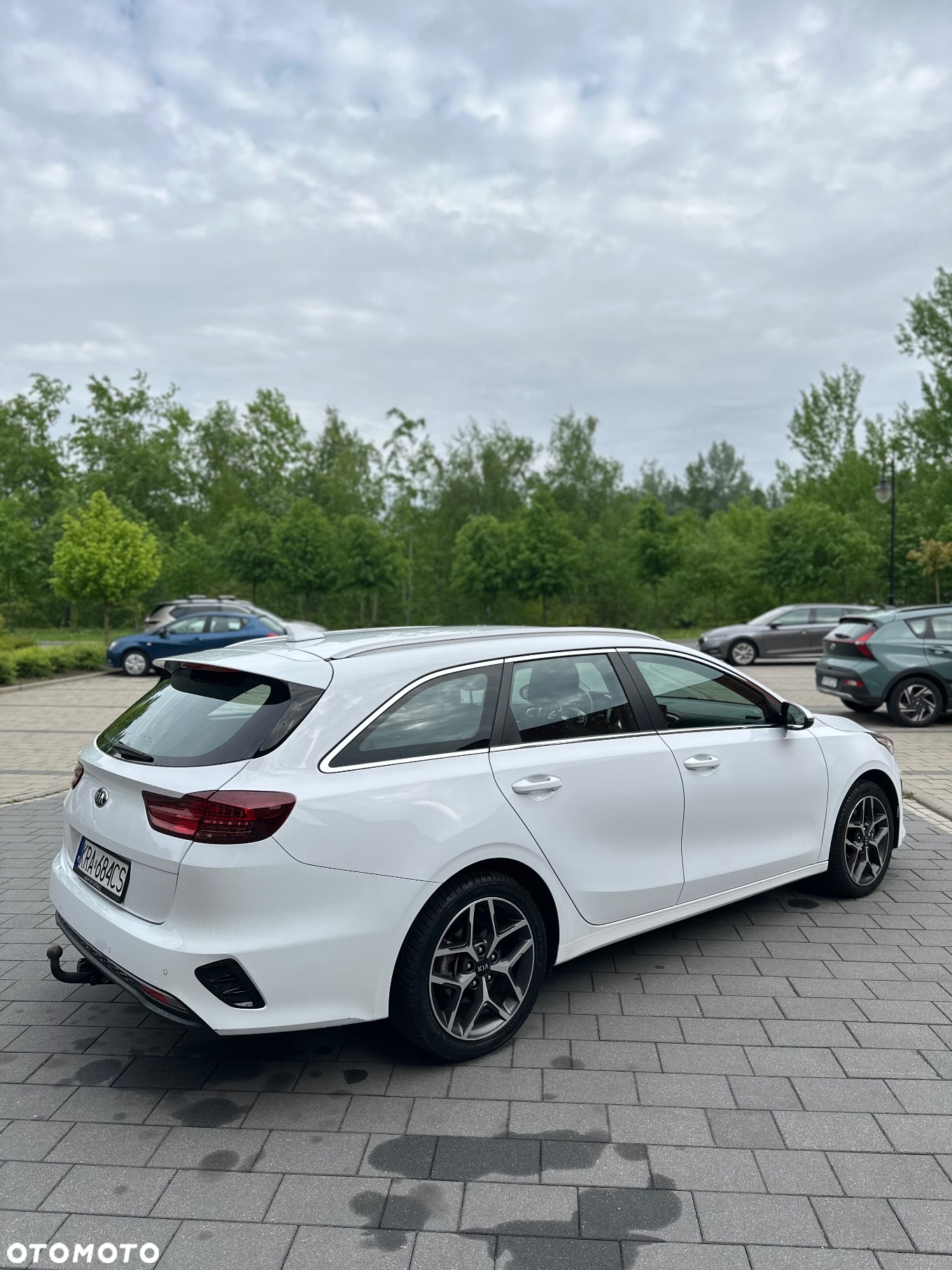 Kia Ceed 1.6 CRDi (48V Mild-Hybrid) DCT7 Spirit - 11
