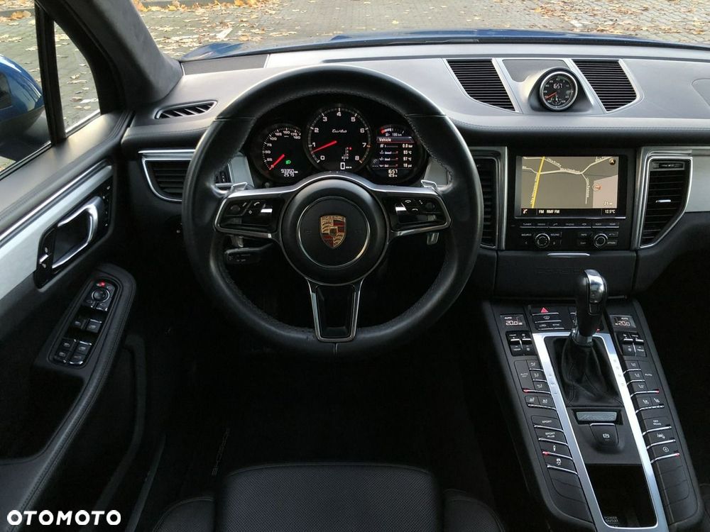 Porsche Macan - 15