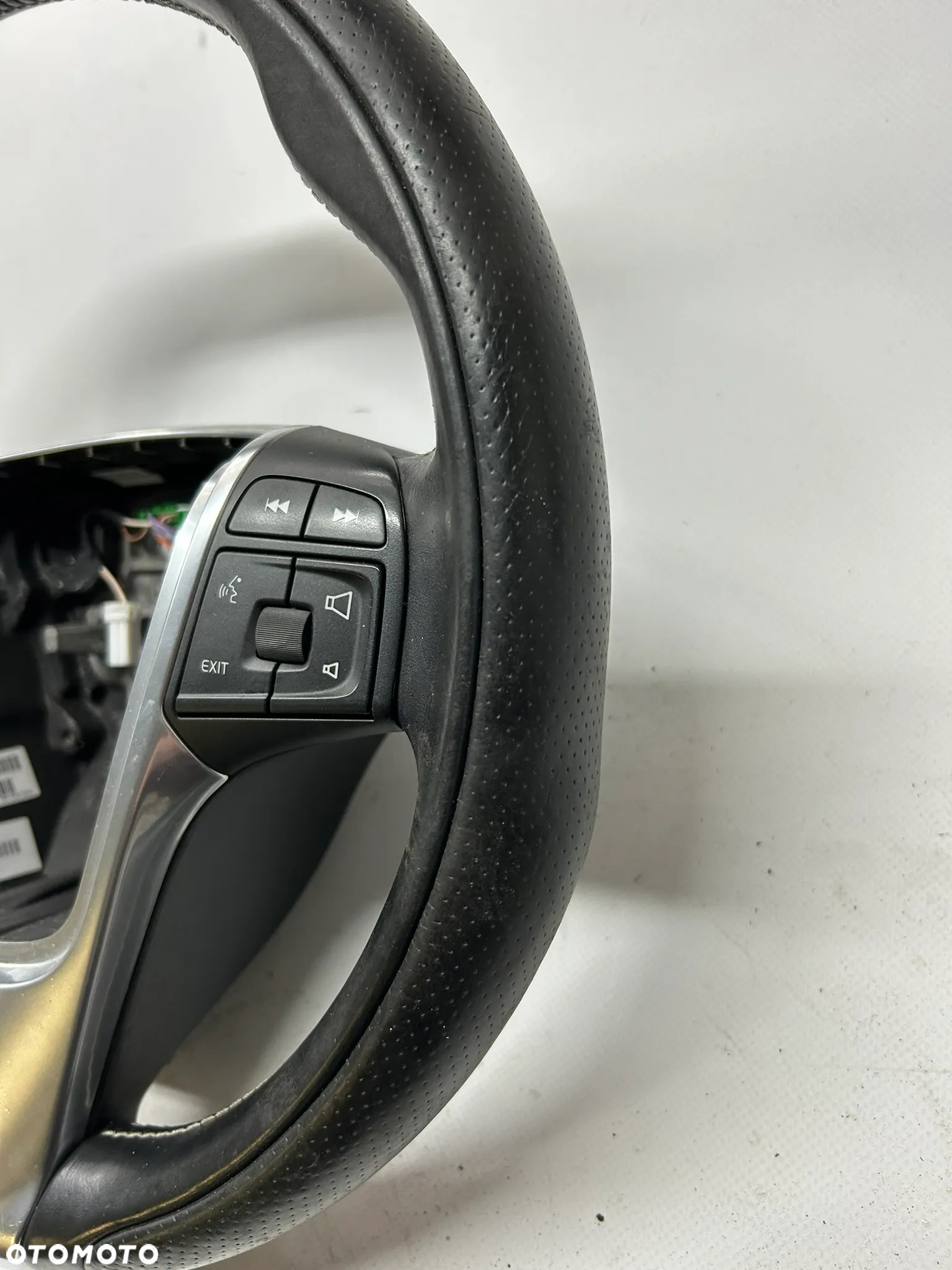 kierownica skora r-design VOLVO v60 s60 v40 SUPER STAN - 8