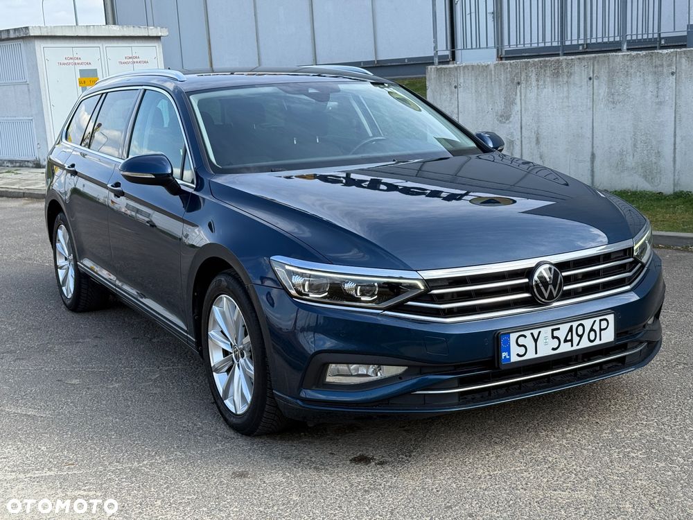 Volkswagen Passat - 4