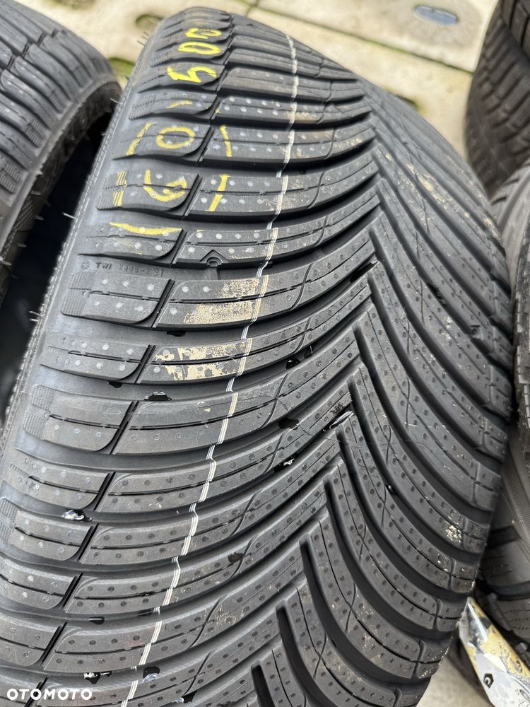 Nowe opony wielosezonowe całoroczne 235/35/19 Kleber 4 sztuki 2026r - 2