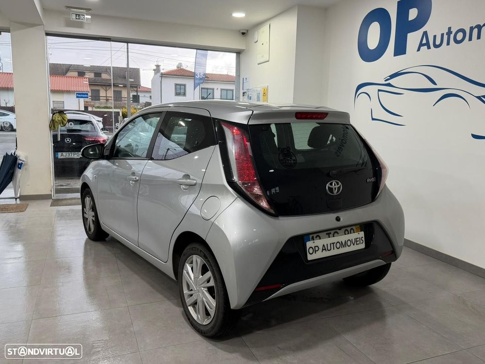 Toyota Aygo 1.0 X-Cite - 3