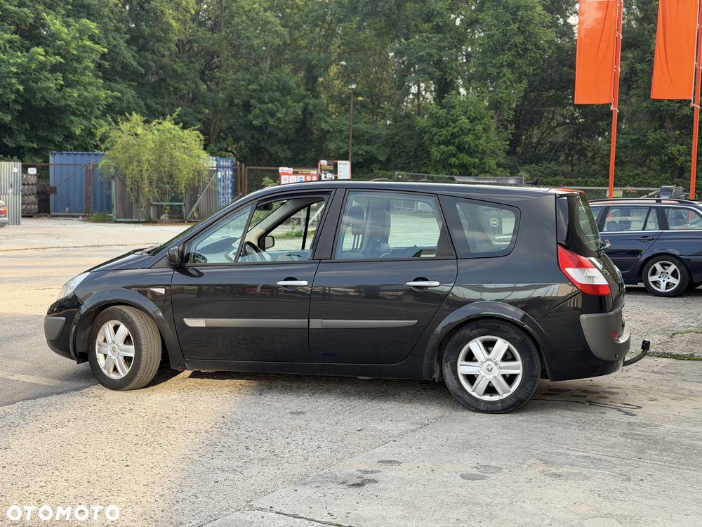 Renault Grand Scenic - 2