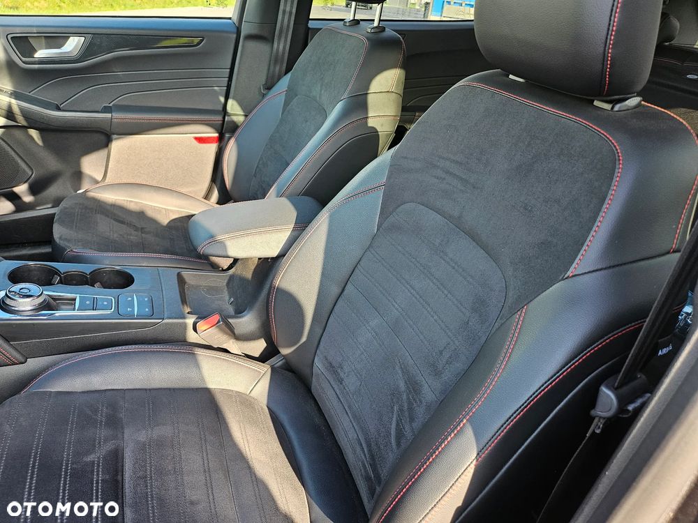 Ford Kuga 2.5P PHEV FWD ST-Line - 20