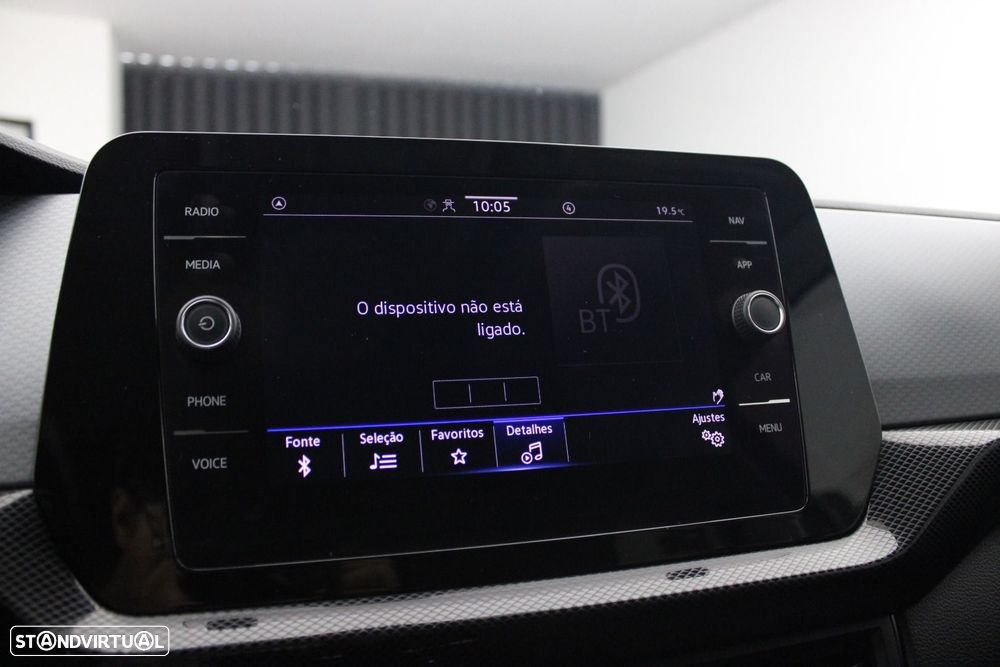 VW T-Cross 1.0 TSI Urban DSG - 17