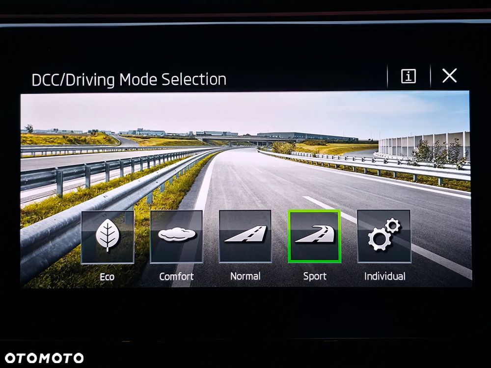 Skoda Superb 2.0 TDI SCR 4x4 L&K DSG - 41