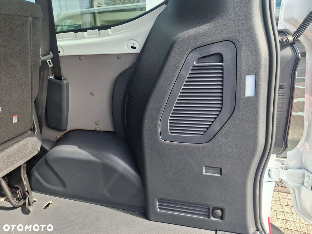 Volkswagen Transporter - 31