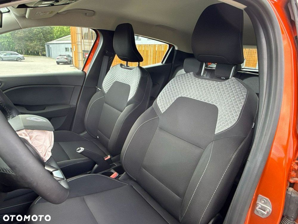 Renault Clio TCe 90 EVOLUTION - 25