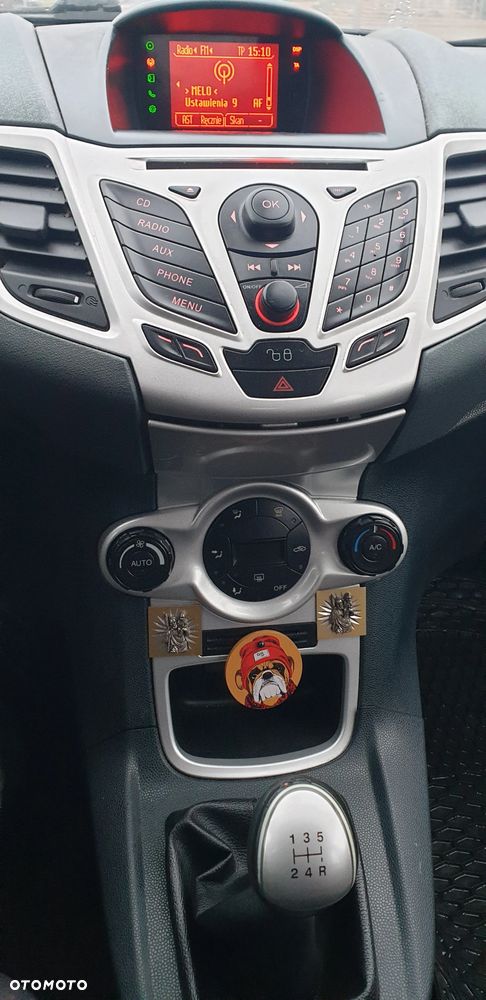 Ford Fiesta 1.4 TDCi Champions Edition - 15