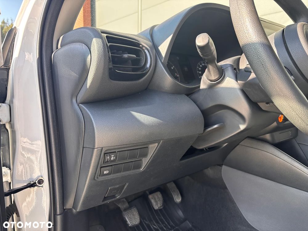 Toyota Yaris 1.0 Active - 14