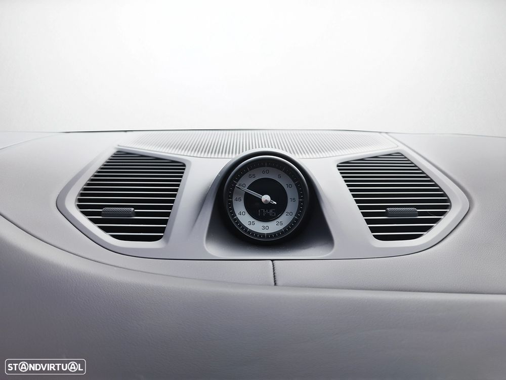 Porsche Cayenne Coupé E-Hybrid - 37