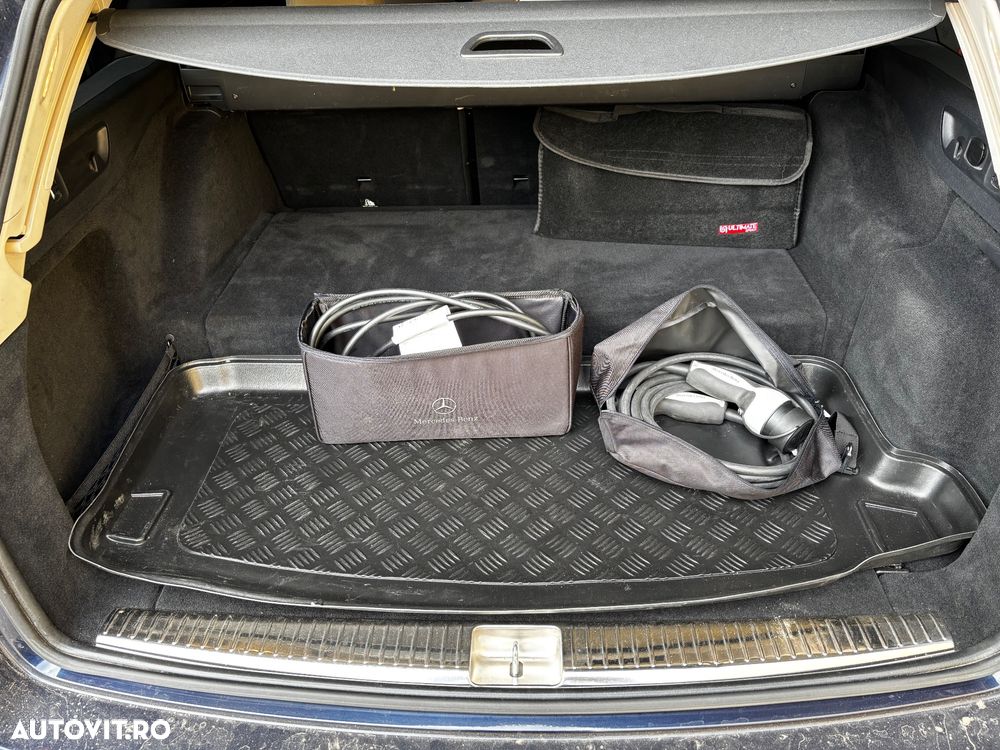 Mercedes-Benz E 300 de 9G-TRONIC Exclusive - 24