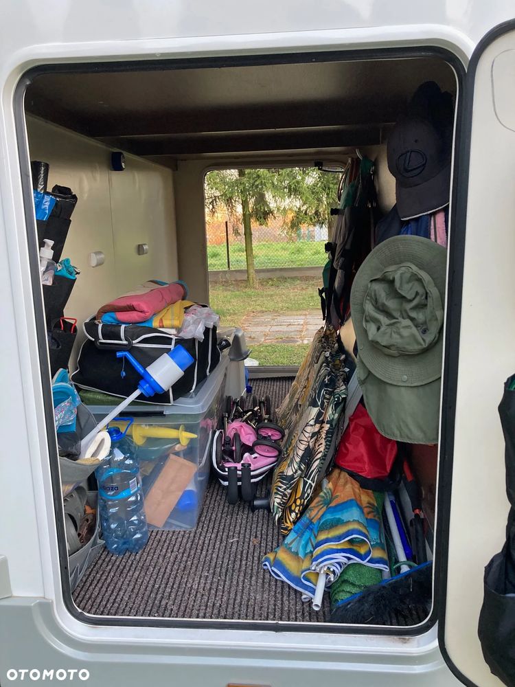 Ford TRANSIT ROLLER TEAM KRONOS - 17