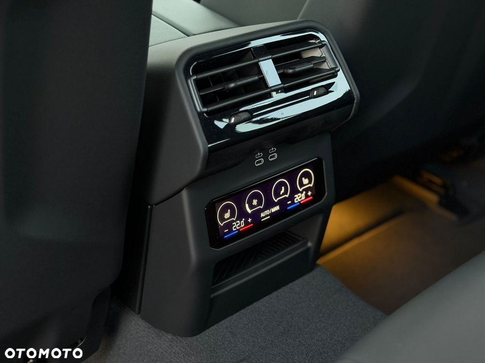 BMW Seria 5 - 26