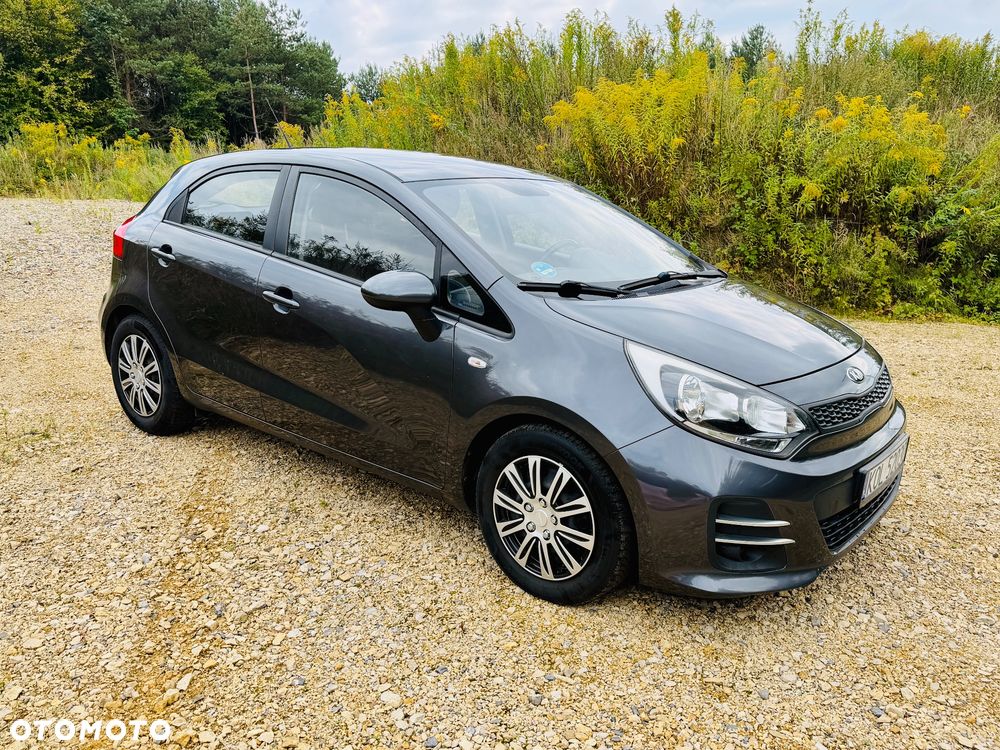 Kia Rio 1.2 Business Line - 11