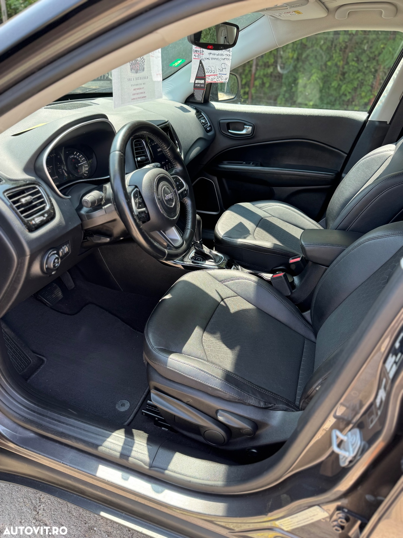 Jeep Compass - 15