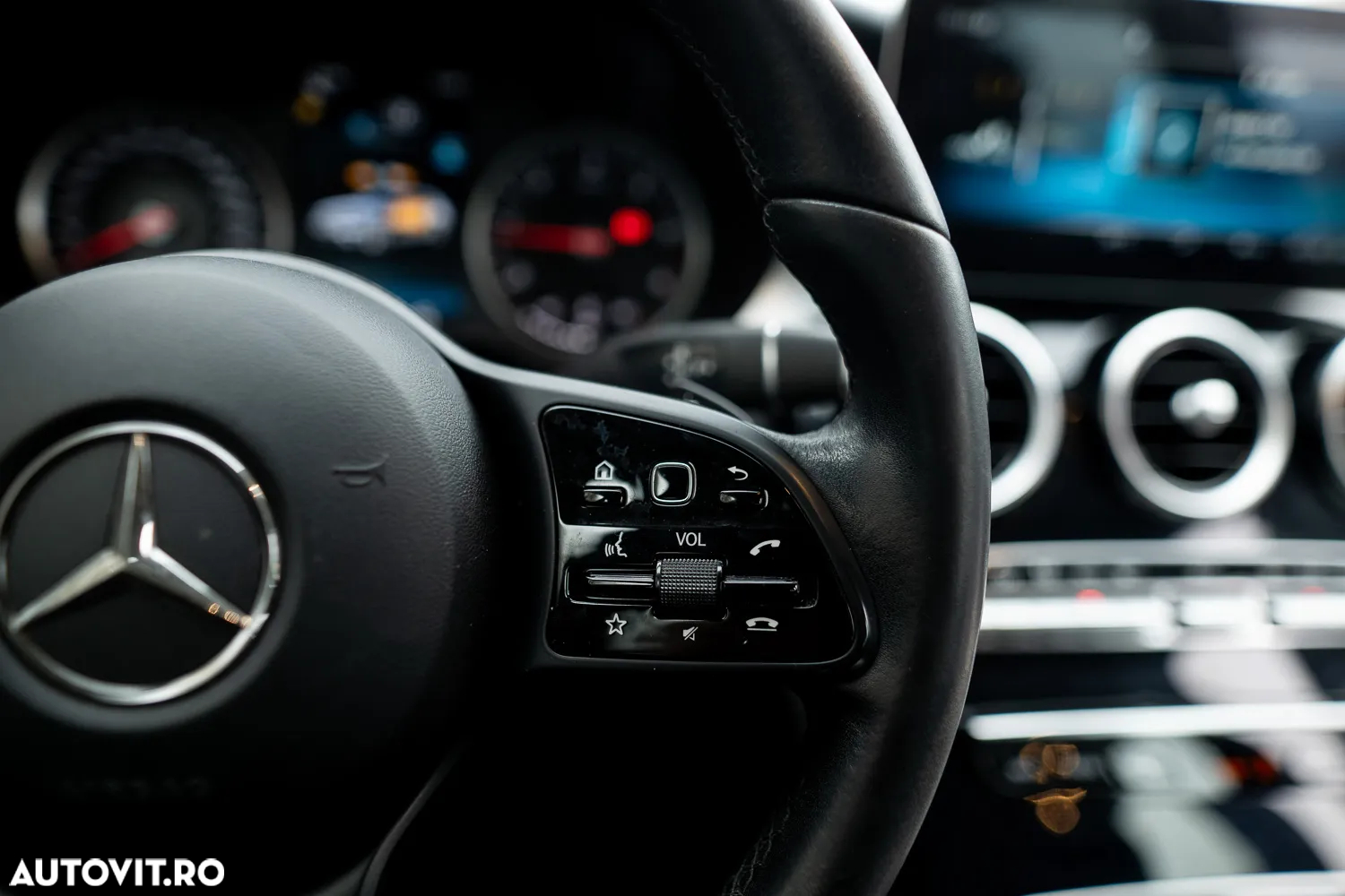 Mercedes-Benz C 220 d T 9G-TRONIC Avantgarde - 25