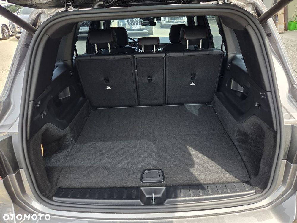 Mercedes-Benz GLB 250 4-Matic AMG Line 8G-DCT - 31