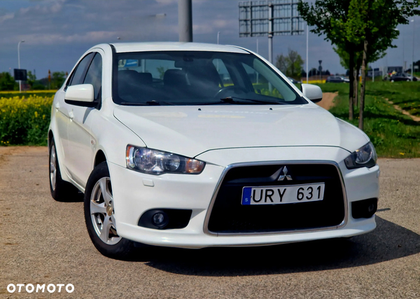 Mitsubishi Lancer 1.8 Inform