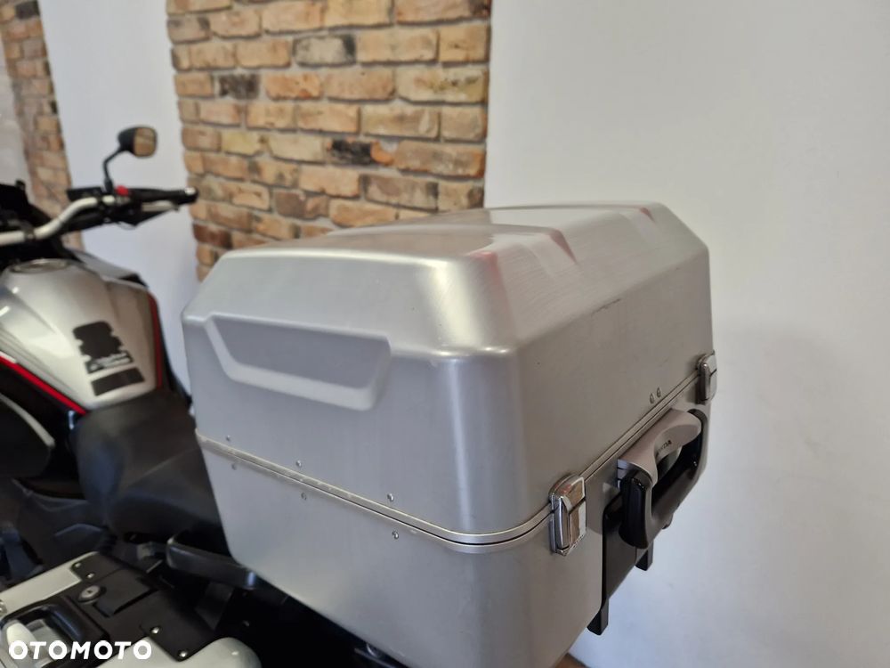 Honda VFR - 33