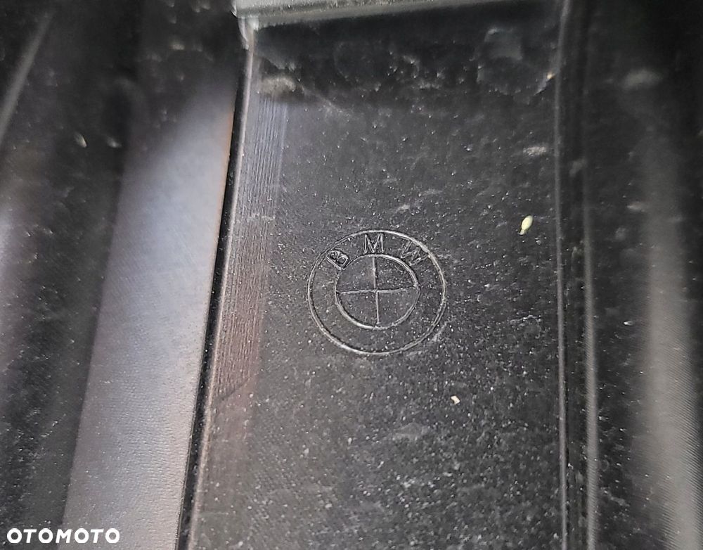 GRILL ATRAPA NERKI CHROM BMW 1 F40 2019- - 13