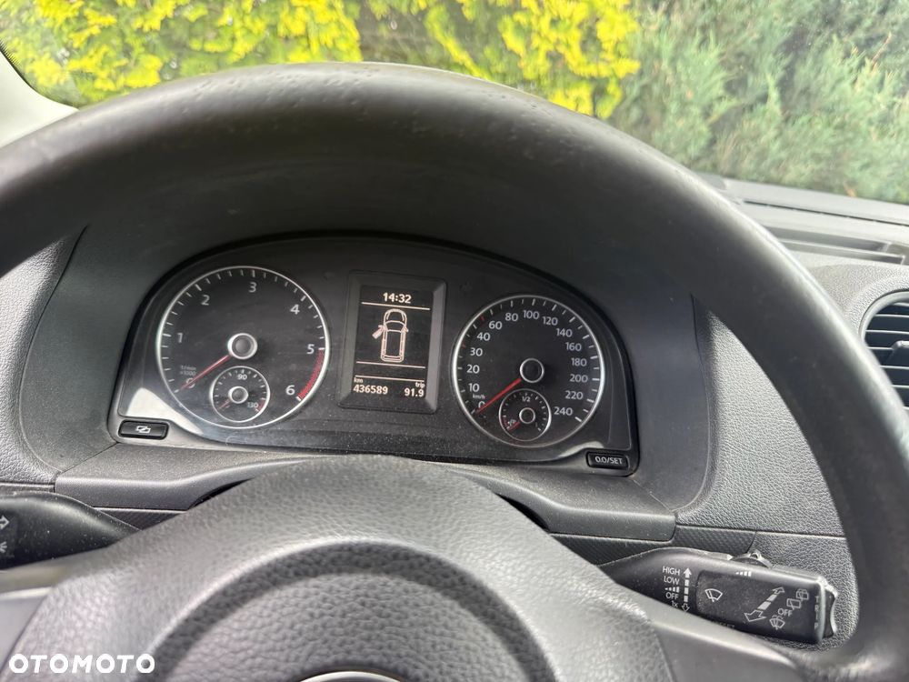 Volkswagen Caddy Comfortline BMT - 6