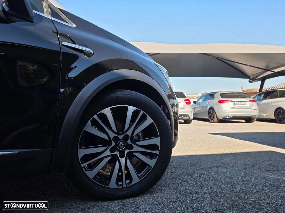 Renault Captur 1.5 dCi Initiale Paris EDC - 16