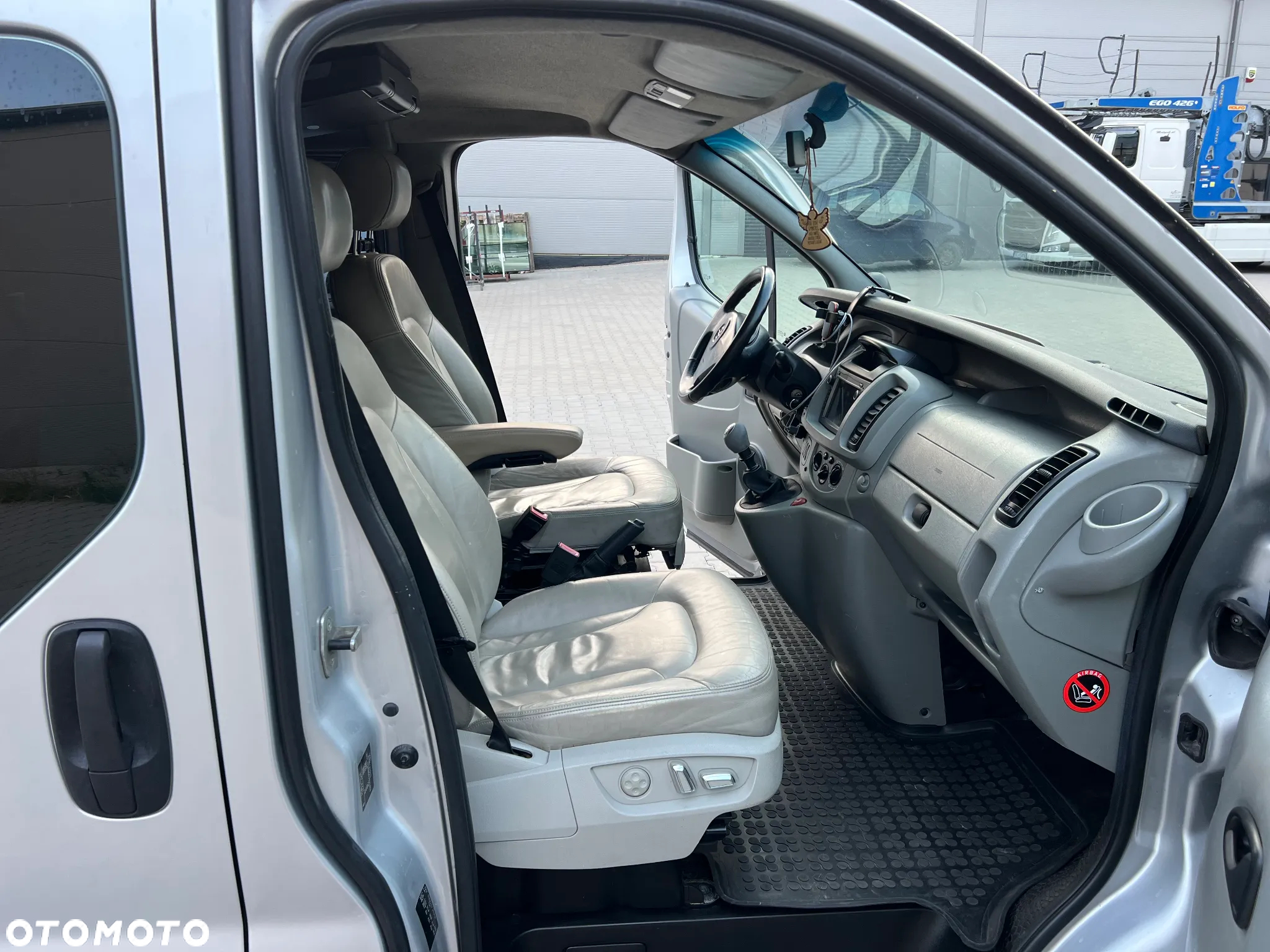 Opel Vivaro L2H1 - 6