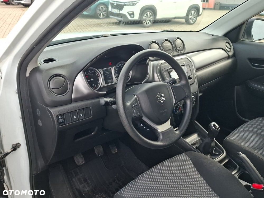 Suzuki Vitara 1.0 Boosterjet Comfort 2WD - 19