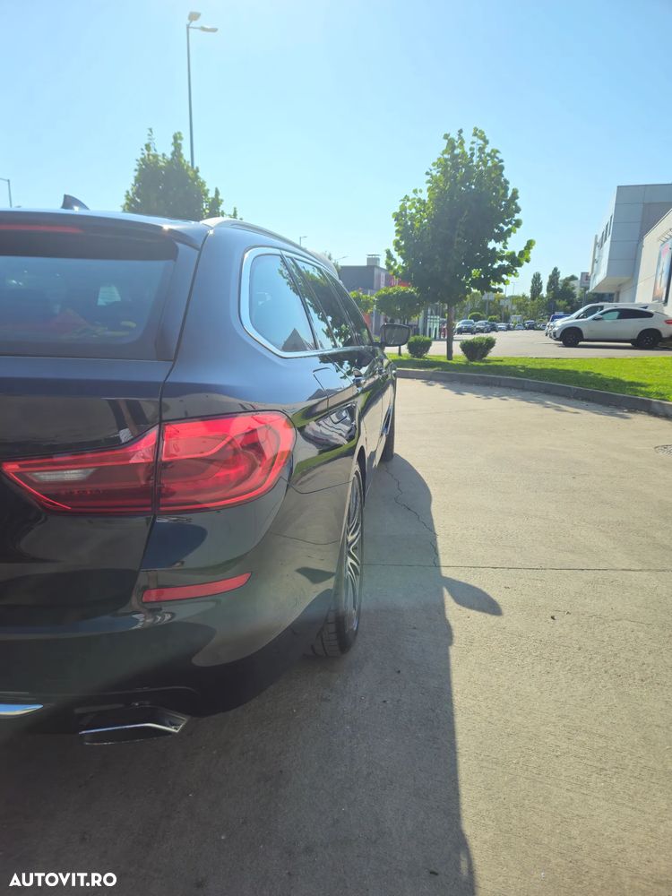 BMW Seria 5 540i xDrive Aut. Luxury Line - 7