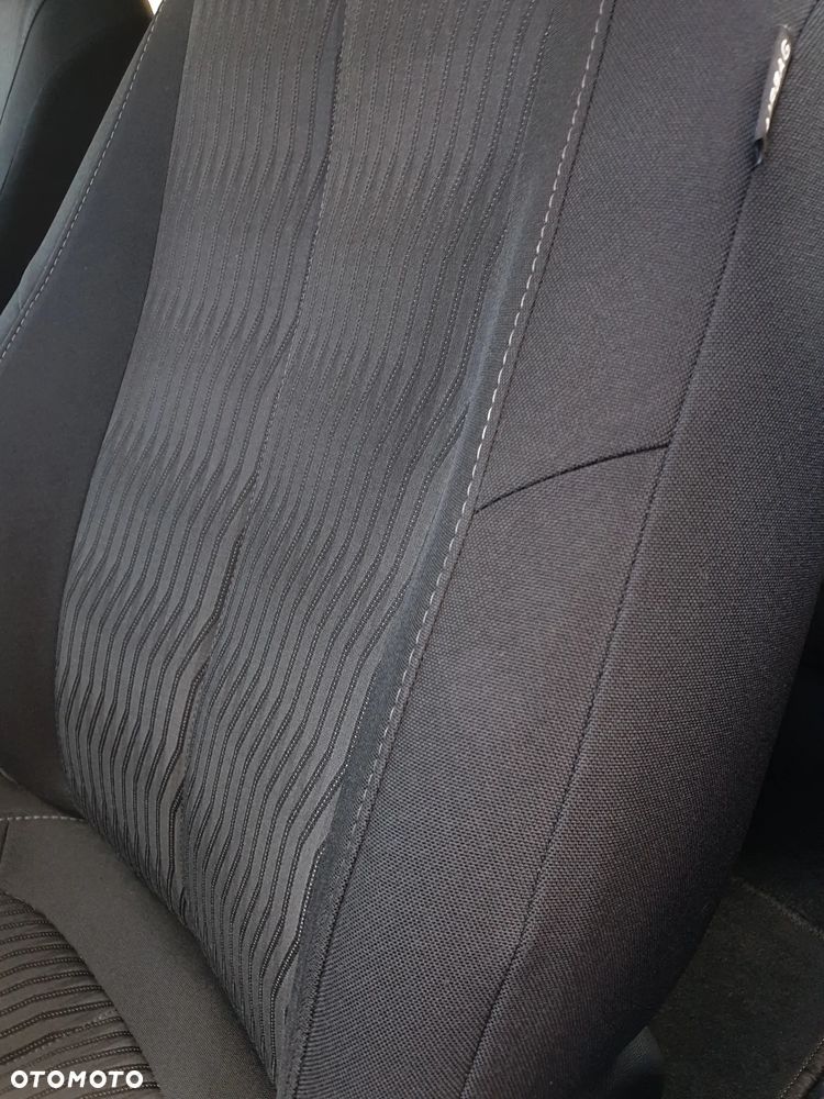 Peugeot 308 2.0 HDi Allure - 25