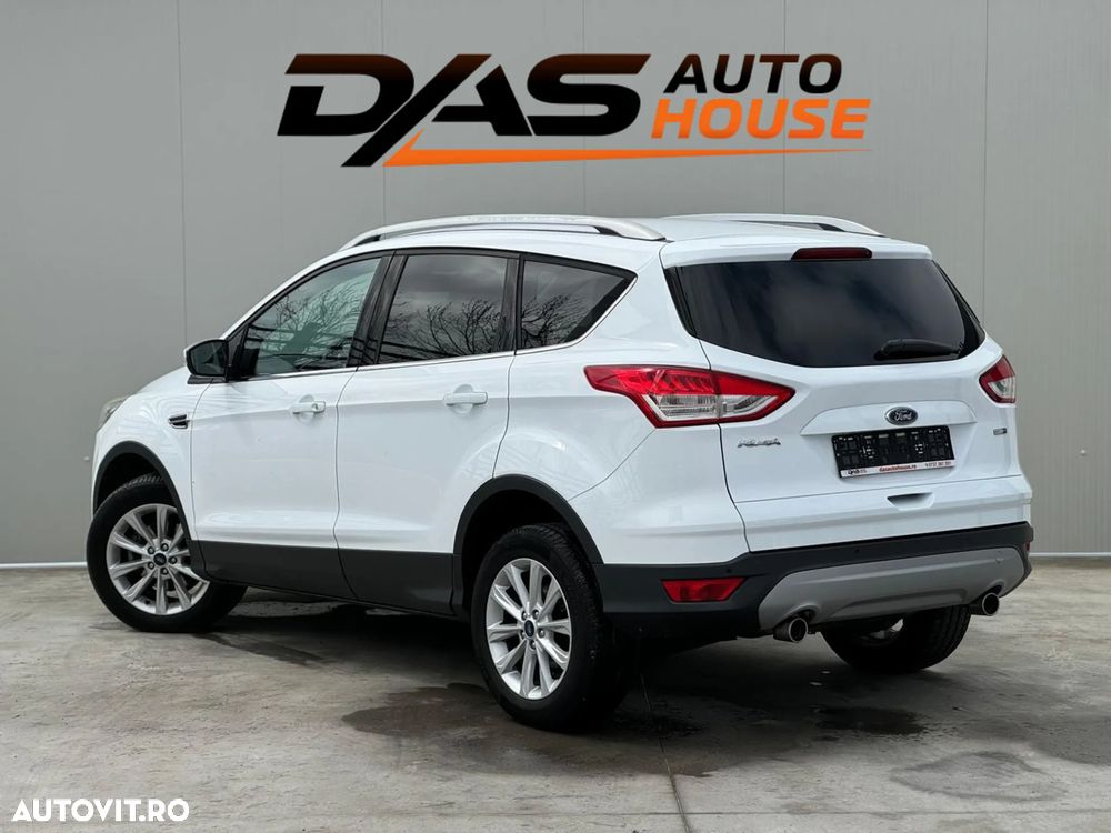 Ford Kuga 1.6 EcoBoost 2x4 Titanium - 6