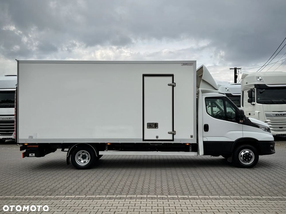 Iveco AUTO ZAREZERWOWANE DO 30.09.2026 - ZAPRASZAMY DO ZAPOZNANIA SIĘ PEŁNĄ OFERTĄ - 7